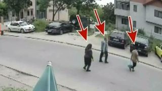 Accident teribil in Dolj. Trei persoane au fost spulberate pe trotuar de catre un tanar