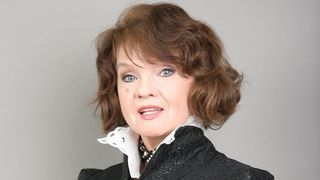 Margareta Paslaru scoate un album dedicat supravietuitorilor incendiului din Colectiv!