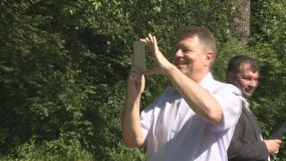 Presedintele Klaus Iohannis a facut poze cu telefonul