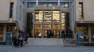 Alerta cu bomba la Tribunalul Iasi! Toata institutia a fost evacuata!