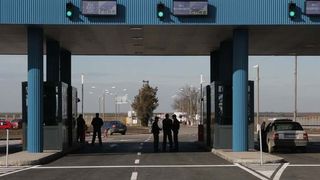 Perchezitii DIICOT la vama de la Stamora Moravita! Sefii punctului de granita sunt acuzati de contrabanda si coruptie