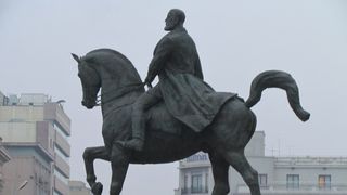 Statuia lui Carol I, de la Piata Revolutiei