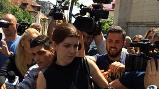 De la DNA a ajuns direct la spital! Ce a facut iubita lui Dan Condrea dupa audierile in care a fost instiintata ca este acuzata de spalare de bani