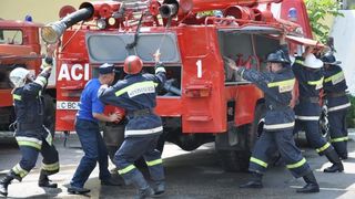 Explozie de proportii in Bucuresti, in sectorul 6! 12 persoane au suferit arsuri grave! Primele imagini de la fata locului!