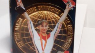 Dezvaluirea apare in volumul scos pe piata de fosta gimnasta