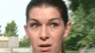 Uliana Ochinciuc, cu o falca in cer si una in pamant la sectia de politie: "Sunteti sub orice critica, nu am ce sa discut". Flori Dinu, la Tribunal: "Adevarul va triumfa"