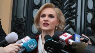 Jumatate dintre alegatorii Gabrielei Firea au peste 60 de ani. 72% dintre cei care l-au votat pe Nicusor Dan au studii superioare