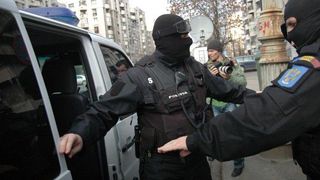 Descinderi la Iasi la administratorii unor societati comerciale, banuiti de evaziune fiscala