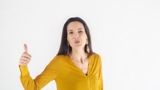 Clotilde Armand s-a nascut intr-unul din cele mai periculoase orase din lume! Frantuzoaica a copilarit intr-un port din Caraibe unde crimele au alungat turistii!