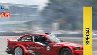 Weekend plin de viteza in Capitala. Cei mai abili piloti de drift au lasat publicul cu gura cascata. Spectacolul continua pana maine. "Ce faci in weekend?"