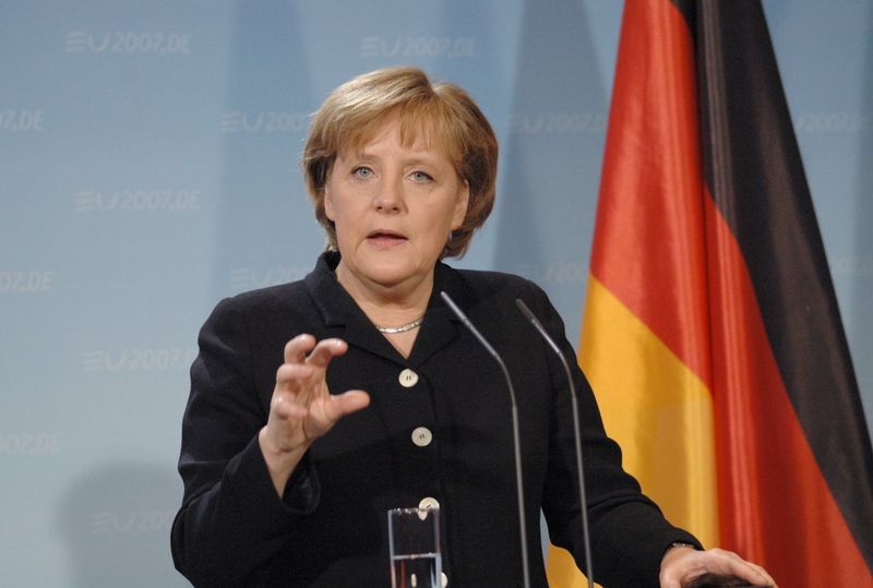 Angela Merkel este partenera partidului lui Schlagbauer
