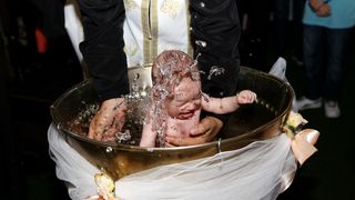 Guvernul schimba regulile la Botez. Ce a decis Executivul