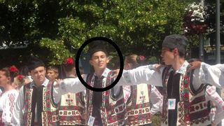 Cosmin avea 20 de ani si era coregraf si dansator in ansamblul folcloric Hora