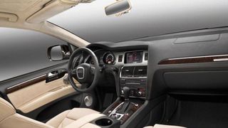 SRI se innoieste. Serviciul Roman de Informatii isi cumpara 100 de masini Audi M1 in valoare de aproape 12 milioane de ele