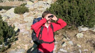 Turist salvat dupa ce a ramas blocat la 60 de metri inaltime. Interventia a durat 6 ore