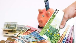 Depozitele deschise de catre populatie la bancile din Romania au crescut in luna mai cu 1,9 miliarde de lei