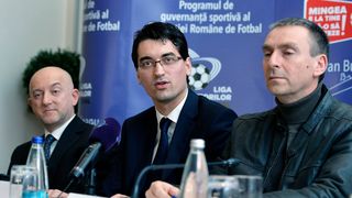 Intrebarea zilei pentru Razvan Burleanu: cine sunt afaceristii care i-au platit 15.000 de euro in campania pentru FRF? Culisele afacerii "Liga iubitorilor de fotbal"