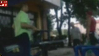 Scene de groaza in fata unui bar din Timisoara! Un barbat a incercat sa il omoare pe patron cu un cutit: "Bai, il bag in tine! Prostule, bai! Dau cu asta-n tine!"