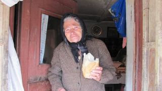 Grija mare! Un studiu arata ca romanii, in special pensionarii, mananca prea multa paine