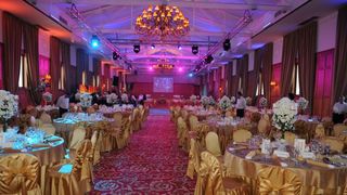 Firma lui Dragomir detine mai multe spatii in care se organizeaza nunti si diverse alte evenimente
