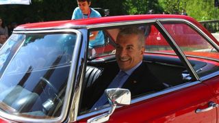 Calin Popescu-Tariceanu castiga 7500 de euro pe luna, dar a pierdut milioane cu firma prin care importa masini