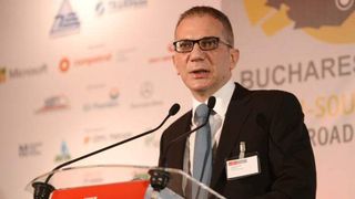 Cel mai bine platit angajat la stat are salariul lunar de peste 30.000 de euro pe luna! Traian Halalai este bancher