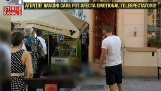 Un barbat a cazut cu tot cu balcon in fata unei terase. Victima locuieste intr-o casa nationalizata