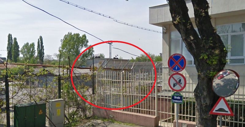 In 2009, aici se afla o constructie ciudata