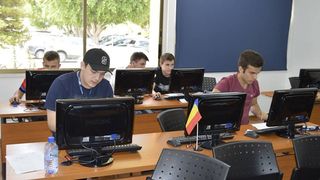 Elevii romani fac din nou performanta. Lotul olimpic a obtinut doua medalii de aur si doua de argint la Olimpiada Balcanica de Informatica