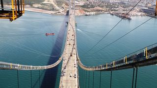 Succes bifat de metalurgia romaneasca. Al doilea pod ca marime din Europa, facut cu otel de la Galati