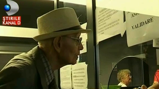 Bolnavi umiliti in fata Casei de Asigurari de Sanatate. Cum le face birocratia din Romania zilele negre?