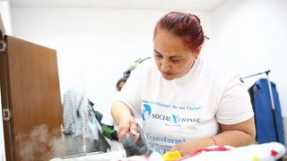 In cartierul Crangasi functioneaza de anul trecut un magazin in care nu ai nevoie de bani! Daca vrei produse, trebuie sa muncesti pentru ele!