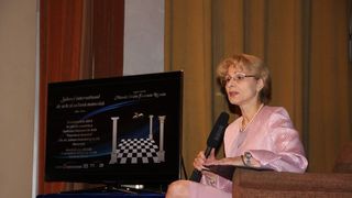 O fosta candidata la functia de presedinte al Romaniei este Marele Maestru al masoneriei feminine de la noi! Graziela Barla este de profesie avocat