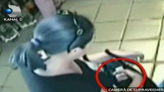 Hotii nu mai au nicio limita! Fura chiar de sub nasul pagubitilor. Ce s-a intamplat intr-un magazin din nordul tarii