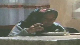 De-a dreptul incredibil! Sunt frati de sange, dar se razboiesc de ani de zile! Au ridicat un zid intre ei, la propriu, iar biata lor mama a picat la mijloc in intreg scandalul