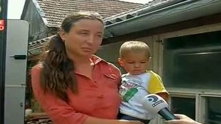 A renuntat la cariera pe care o avea la Bruxelles, la Comisia Europeana, si a venit in Romania sa cultive afine. Acum se pregateste sa incaseze 100 de mii de euro