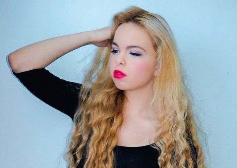Barbie de Romania a picat Bacalaureatul