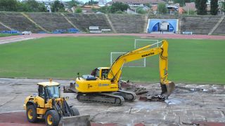 Un muncitor de pe santierul de la stadionul Ion Oblemenco din Craiova a murit. Omul a cazut de la 13 metri inaltime