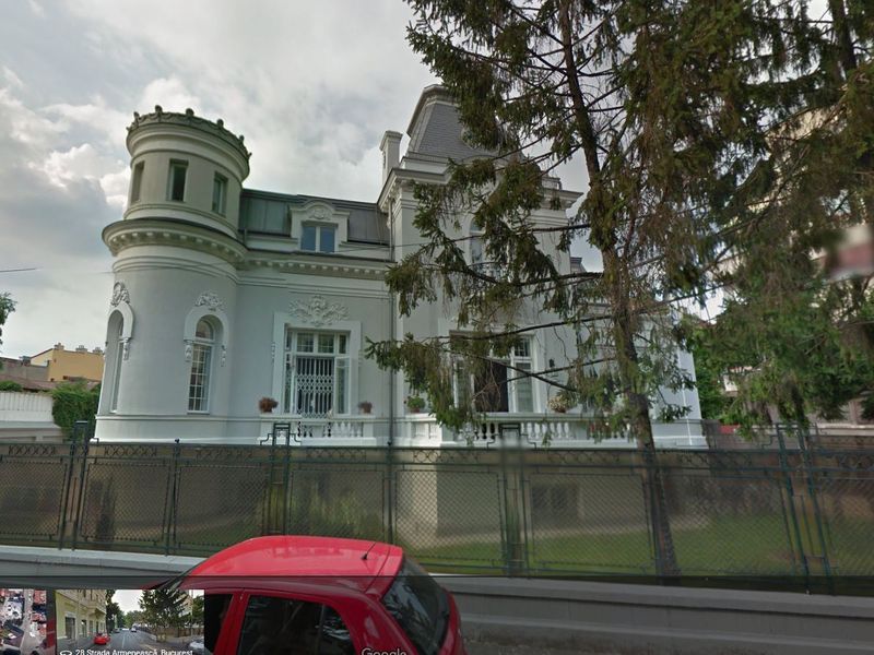 Micul palat de pe Armeneasca