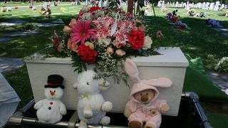 Criminala de copii. Avea 8 bebelusi morti acasa:"Nu-mi amintesc cati am omorat"