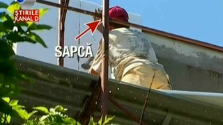 Muncitorii isi pun viata in pericol pe santierele romanesti. Au renuntat la casca de protectie si unii chiar si la haine