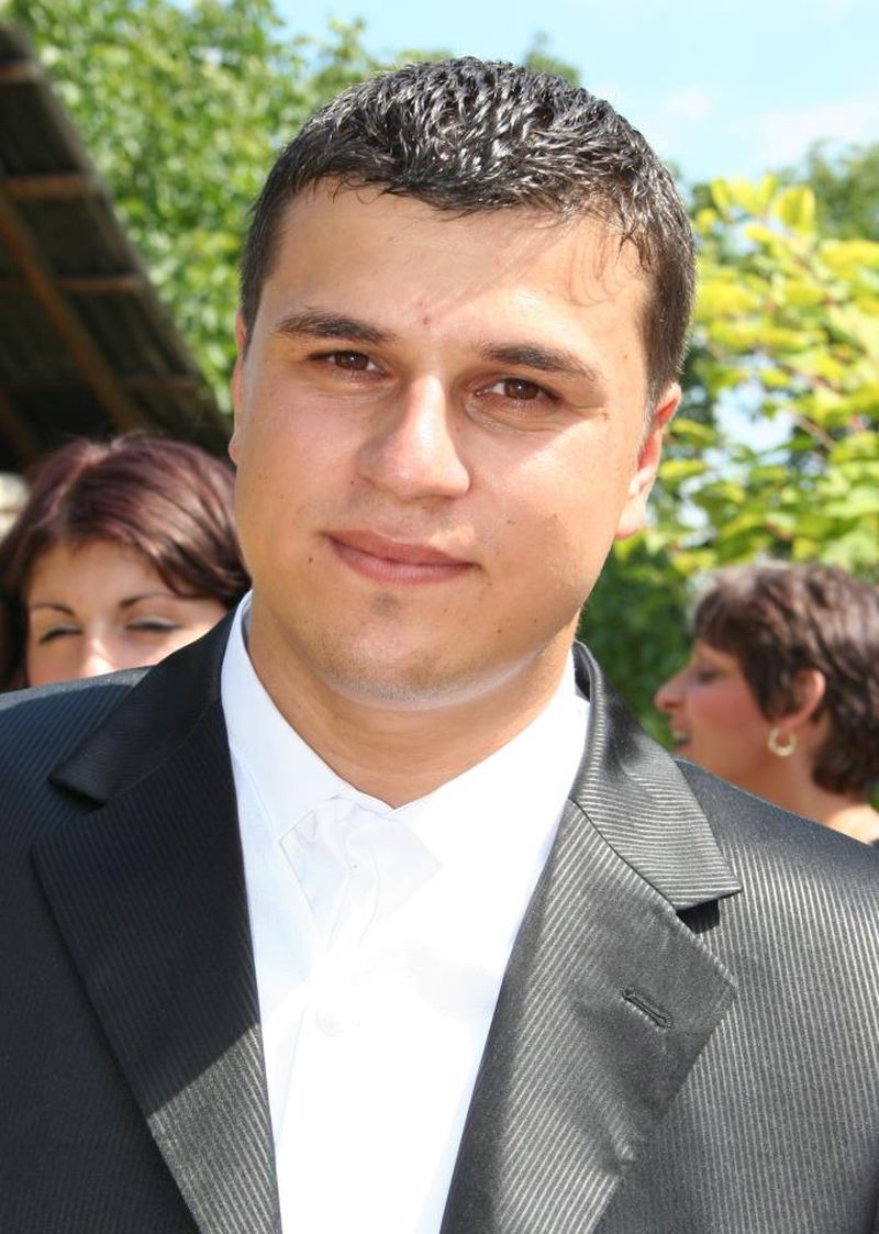 La 29 de ani, Proca a ajuns primar in comuna groazei