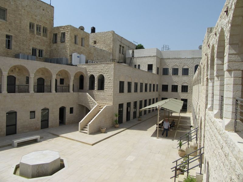 Una din proprietatile pe care le-a detinut famila Arafat (foto: crji.org)