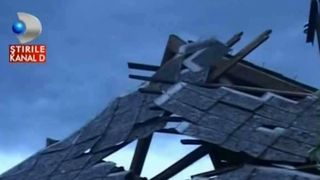 O tornada a bagat spaima in maramureseni si o grindina uriasa a lovit 5 localitati sucevene