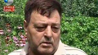 El este vraciul din Ivesti despre care se spune ca are puterea sa vindece muribunzii cu licori miraculoase