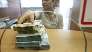 Peste 700.000 de persoane sunt inregistrate la Biroul de Credite cu restante mai mari de o luna