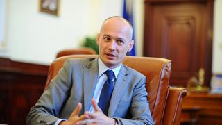 Bogdan Olteanu, viceguvernatorul BNR, a facut in ultimul an imprumuturi de peste un milion de lei!