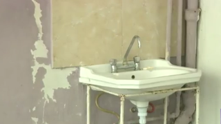 Dezastru si in spitalul judetean din Constanta. Bolnavii psihic sunt tratati intr-o sectie jalnica