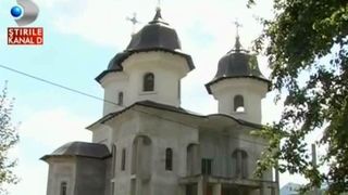 Oamenii dintr-un cartier brasovean se plang de galagia din...biserica! Ce s-a intamplat in locasul sfant de i-a deranjat pe oamenii din zona