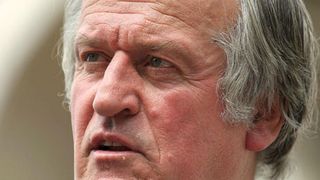 Revolutionarul Lorin Fortuna: "Am facut o cercetare indelungata a jocului "Pok&eacute;mon GO" si pare sa fie mana unor civilizatii neidentificate, care vor sa-i bage pe reptilieni in belele!"